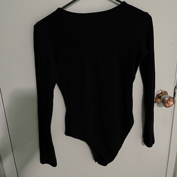 Black small long sleeve snap up body suit - Picture 2 of 3